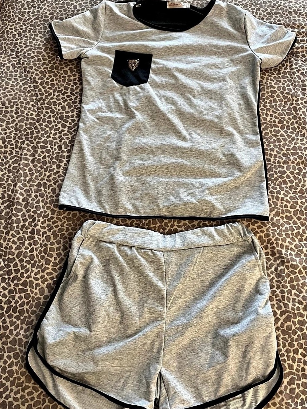 Gray & Black Cutout Top and Shorts Set XL